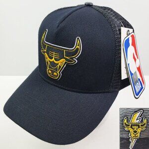 Chicago Bulls Snapback Hat Pro Standard NBA Mesh Luxury Collection NWT